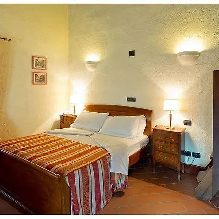 Hotel Tavernago 4*
